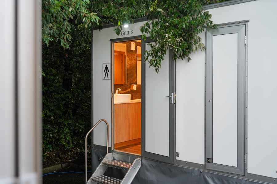 2+1 Toilet Unit Exterior